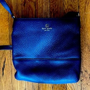 Kate spade crossbody - like new!